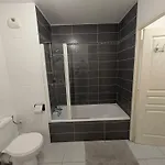 Non-smoking, Modern With Parking, Close To The & Train Кань-сюр-Мер